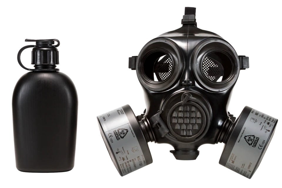 MIRA SAFETY CM-7M MILITARY CBRN GAS MASK W/ INCLUDED HYDRATION SYSTEM - Image 5